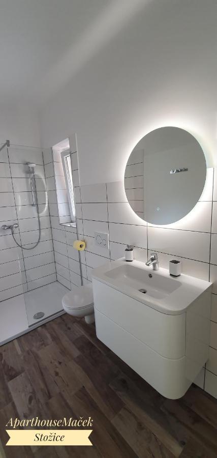 Aparthouse Macek Lejlighed Ljubljana Eksteriør billede